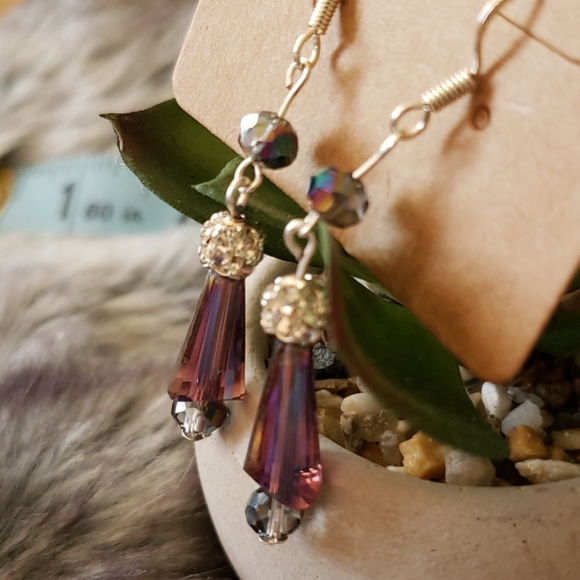 Earrings - Picture 2 of 4